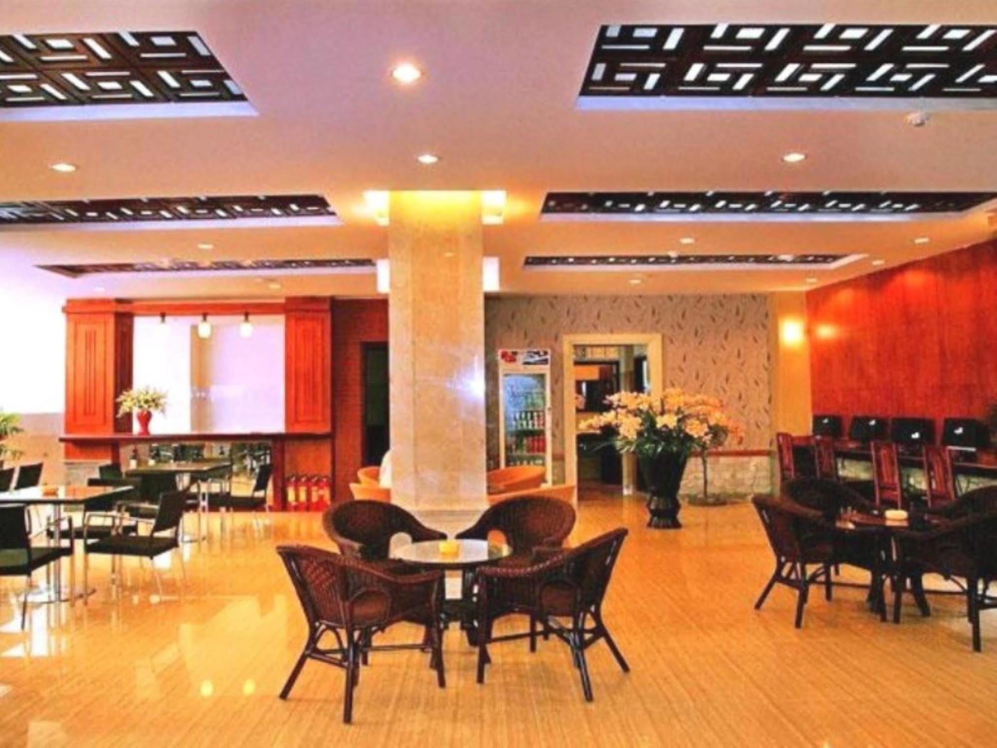 Nice Swan Hotel Нячанг Екстер'єр фото